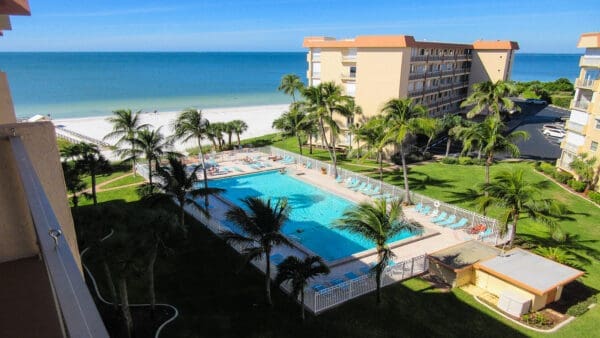 fort myers beach apartments
