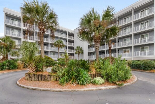 Pelican landing condos