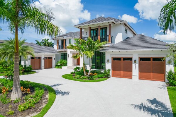 estero houses
