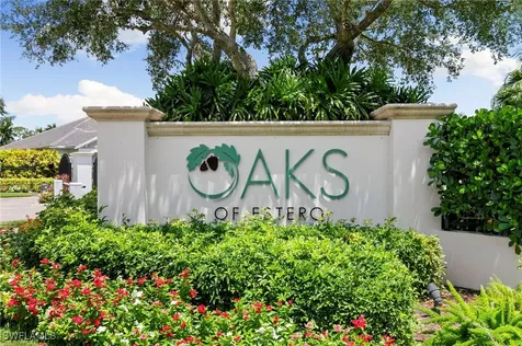Oaks of Estero