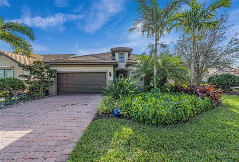 7267 Live Oak DR, NAPLES, Florida 34114,224004192