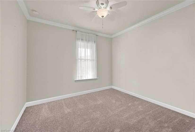 Guest bedroom ***VIRTUAL REMOVAL OF FURNISHINGS***