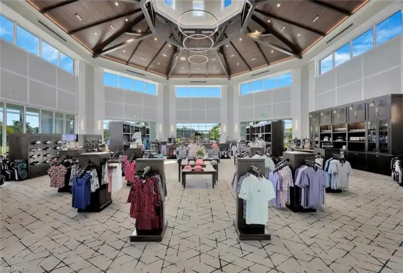 The Award winning redesign and renovated Golf Pro Shop boasts 3,500 square feet of retail space overlooking the practice facilities.