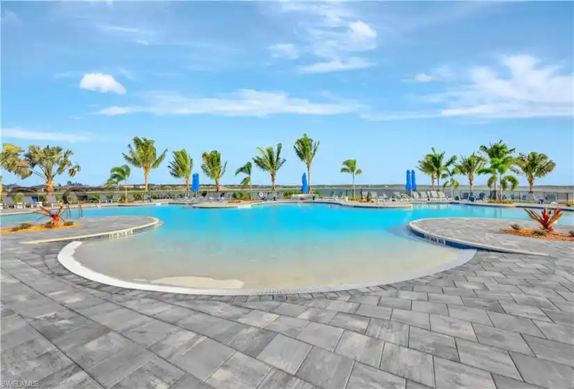 Zero entry resort style pool