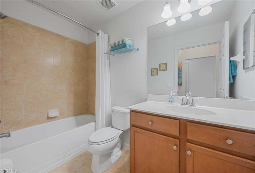 Guest Bath with tub/shower combo