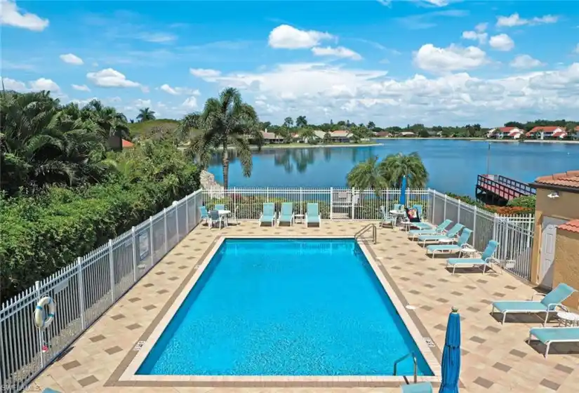 Along with the 2 Colonies pools, the condo is just steps away from the Master Association pool.