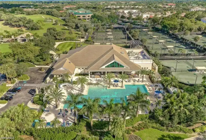 The Bonita Bay community pool and Breezeway restaurant are optional amenities that come with club membership. Inquire about the benefits of becoming a Bonita Bay Club Member!